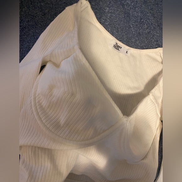 Tiger Mist long sleeve crop top - Picture 2 of 4